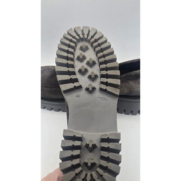 Gianluca Pisati Grey Suede Ladies's Slip on Loafers Size 40 - US Size 9.5 - Picture 9 of 11